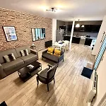 Apartament Le Grand Jaures 8p Gestion Immo Daumesnil Paryż
